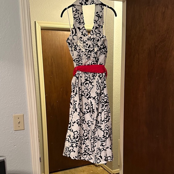 Lane Bryant Elegant Black and White Backless Dress with Red Accent - Picture 3 of 6
